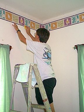 Wallpaper border for the bedroom