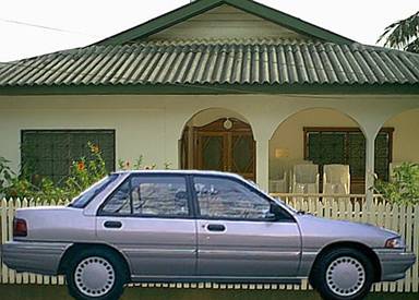 The '92 Mercury Tracer on Utila? 