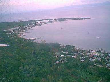 Flying to Utila